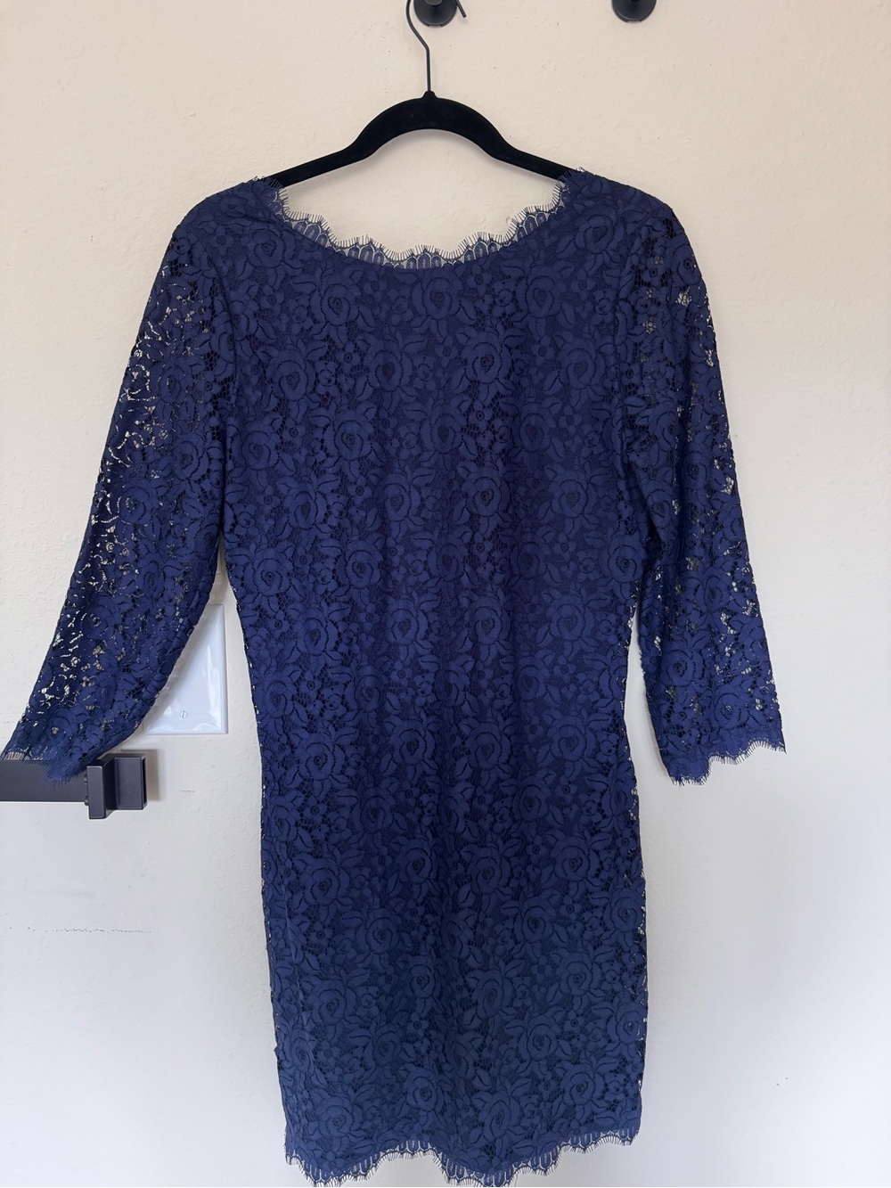 Diane Von Furstenberg Navy Floral Lace Long Sleeve Sheath Dress